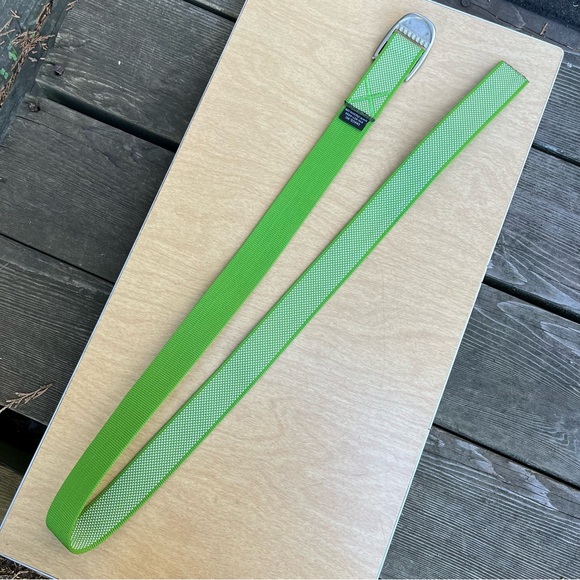 Chaco Unisex Webbing Belt In Green & White - Picture 10 of 12